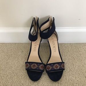 Sole Society navy pumps